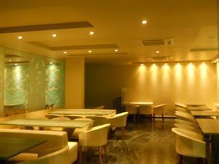 Hotel Grand 3D Бхудж Экстерьер фото
